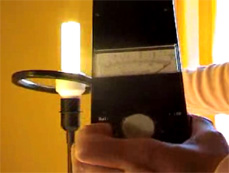 Cliquer ici pour voir la vidéo des champs magnétiques émis par les ampoules basse consommation